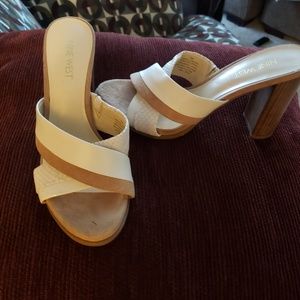 3/ 40💗 pick 3 pairs with the heart for $40 total